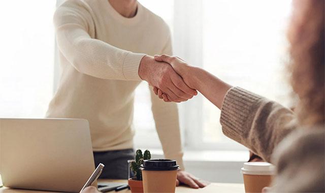 Lavoro, il saldo Inps è positivo: 692.000 contratti nel 2021