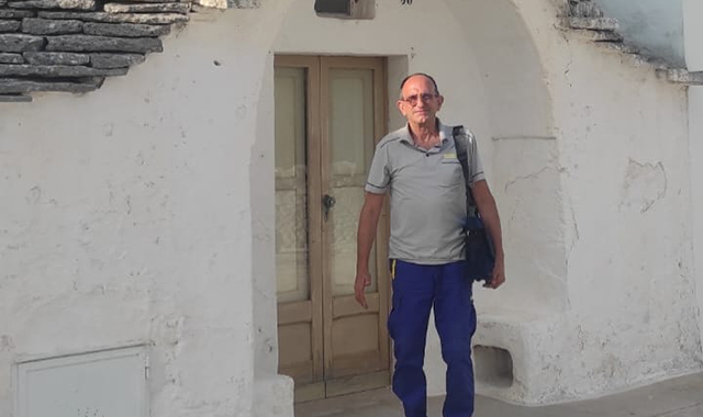 Alberobello: nella città Patrimonio Unesco con il portalettere Matteo