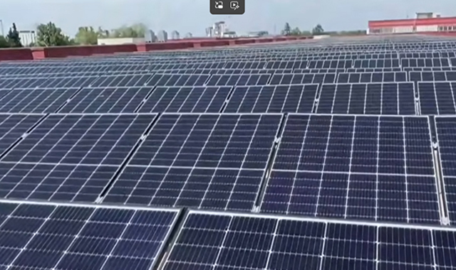 Fotovoltaico, l’efficientamento energetico del centro di smistamento di Bologna