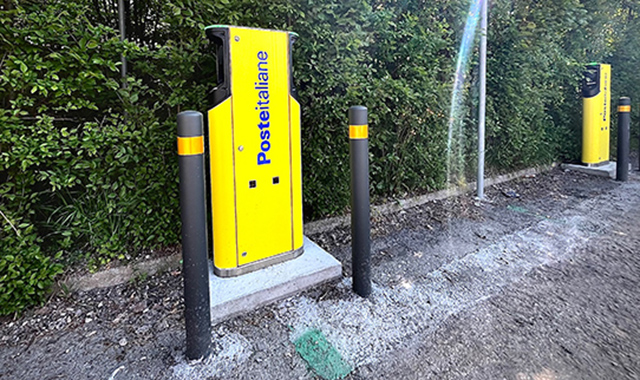 Colonnine di ricarica elettrica: il progetto sostenibile di Poste prosegue anche nel Pontino