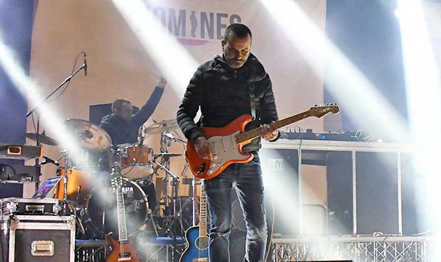 Poste, il rock e la Sardegna: la storia del portalettere Stefano