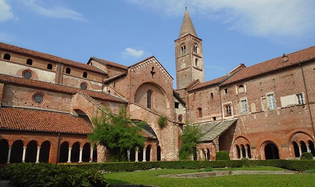 L'Abbazia di Santa Maria di Staffarda a Revello (Cuneo)