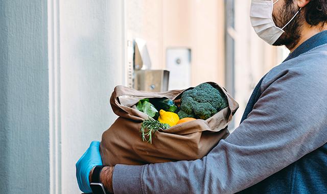 Frutta e verdura le prime voci di spesa a tavola degli italiani