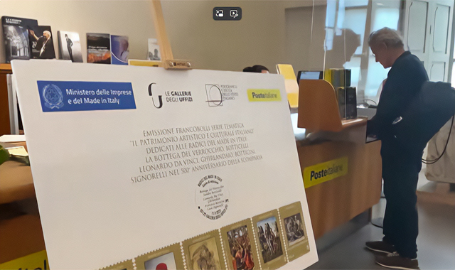 Firenze: dall’ufficio postale degli Uffizi cartoline e francobolli per il resto del mondo