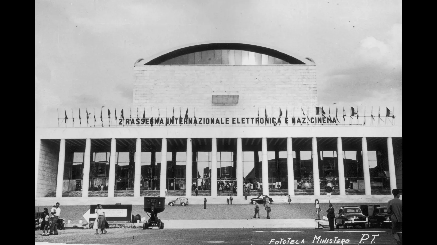 Centro congressi dell'Eur durante la seconda rassegna di elettrotecnica e cinema