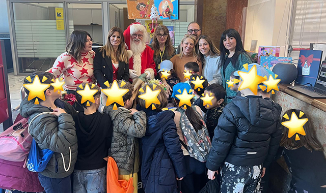 Viterbo, le letterine dei bambini a Babbo Natale all’ufficio postale 