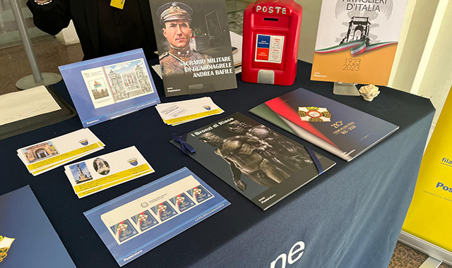 Poste inaugura a Reggio Calabria una mostra filatelica sul Novecento