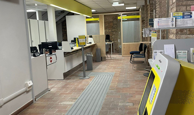 Perugia: l’ufficio postale di Spello riapre in versione Polis