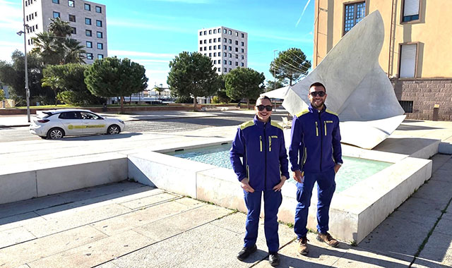 Sardegna: a Carbonia arrivano le nuove divise per i portalettere