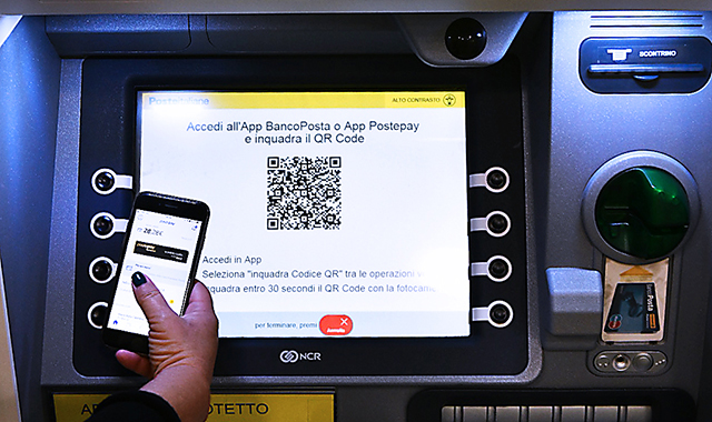 Poste Italiane amplia la rete dei Postamat: 431 nuove installazioni nel primo semestre 2026