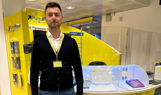 Nel Punto Poste Casa&Famiglia di Pordenone Centro: “Aiutare i clienti è la nostra missione”