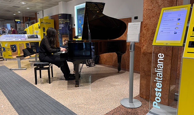“Bach in the Subways”: nell’ufficio postale di Isernia esibizione degli allievi del Conservatorio