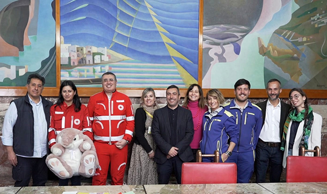 Nuova vita ai giocattoli usati: in Sicilia l’iniziativa Ri-Giochi@mo con il supporto logistico di Poste Italiane