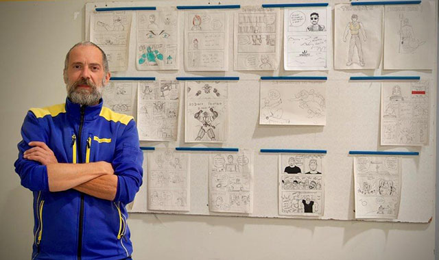 Aprilia, il portalettere che racconta il lavoro quotidiano in vignette 