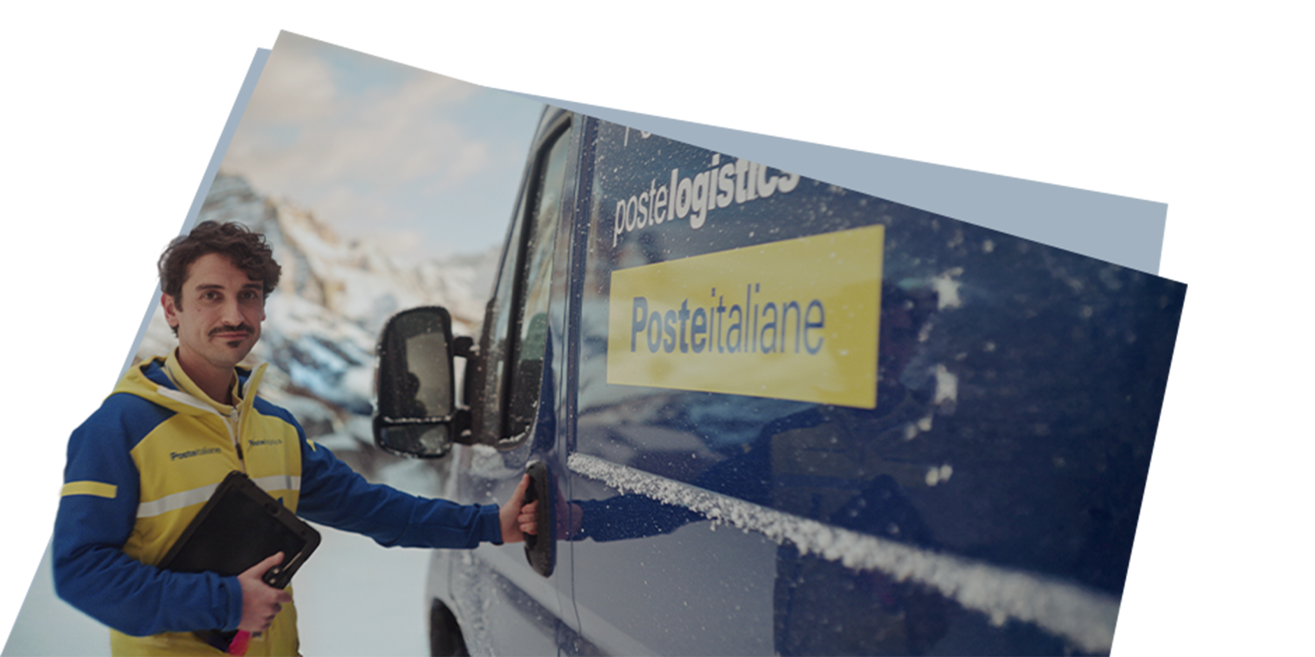 uomo accanto portiera furgone sfondo montagne innevate