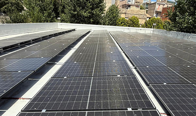 Sostenibilità: oltre 100 pannelli fotovoltaici per la sede di Poste a Palazzolo Acreide