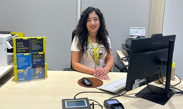 Valentina, neoassunta a Poste: “Noi giovani sogniamo di lavorare in un ambiente così stimolante”