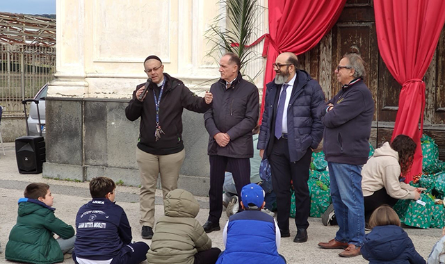 Poste: a Torre del Greco i giocattoli smarriti diventano doni per 80 bambini