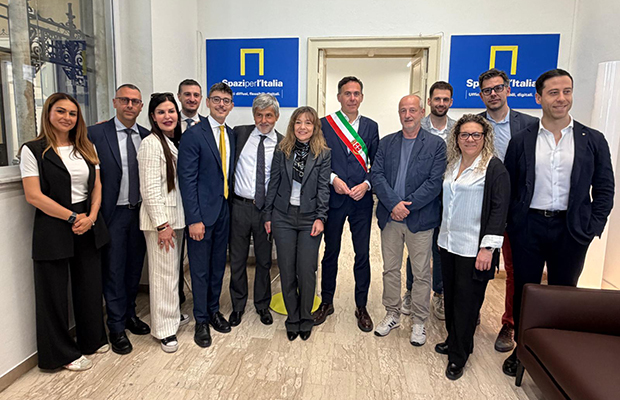 Poste italiane: presentato a Pisa il coworking di “Spazi per l’Italia”