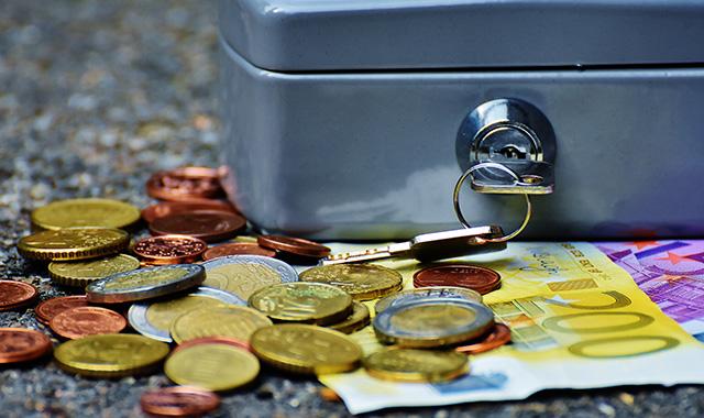 Assicurazioni: nel 2021 raccolta premi Vita e Danni a 150,6 mld di euro