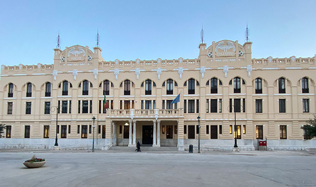 Le Vie dei Tesori: a Trapani si aprono le porte dello storico palazzo delle Poste