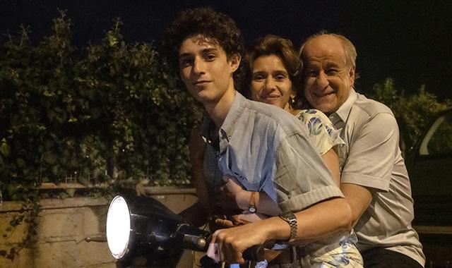 “È stata la mano di Dio” candidato all’Oscar: Sorrentino, De Niro e le lettere di gratitudine