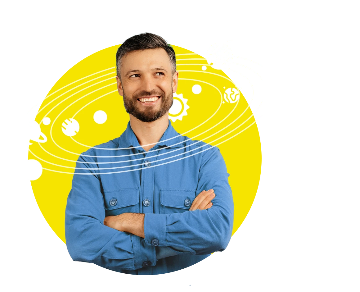 Uomo sorridente con pianeti e galassie che gli girano intorno