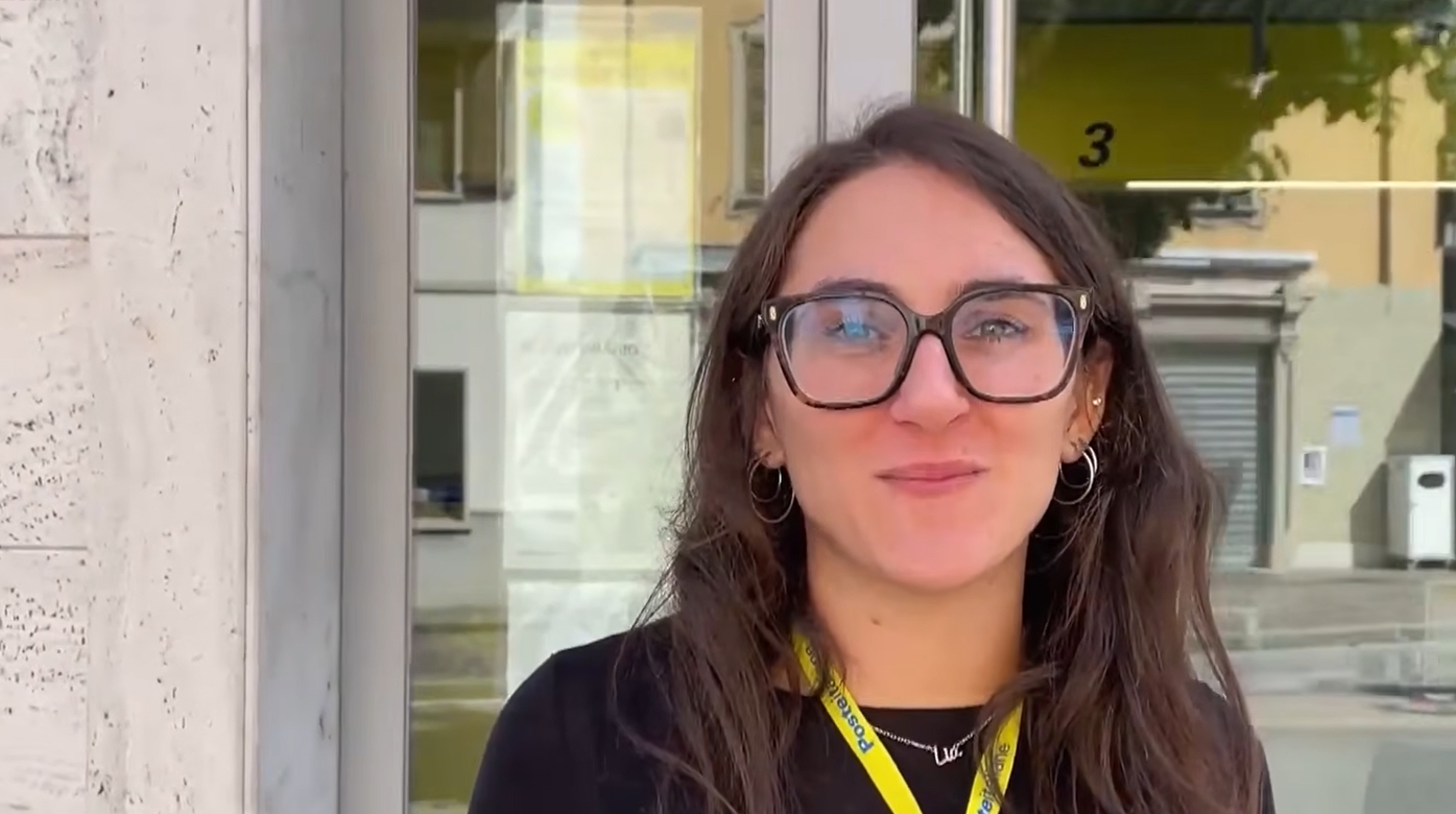 Bergamo: Gloria è la direttrice d’ufficio postale più giovane della Lombardia