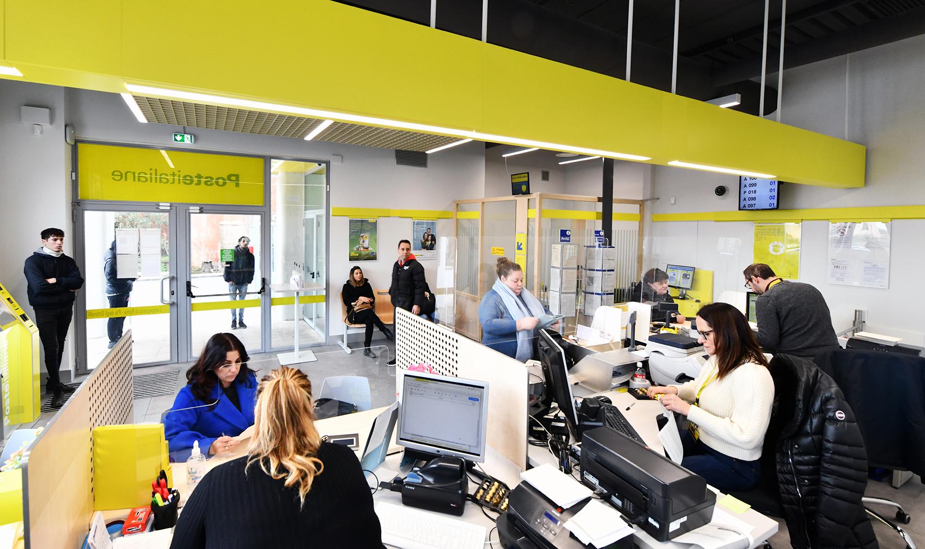 Lombardia: il progetto Polis di Poste Italiane in 1.290 uffici postali della regione