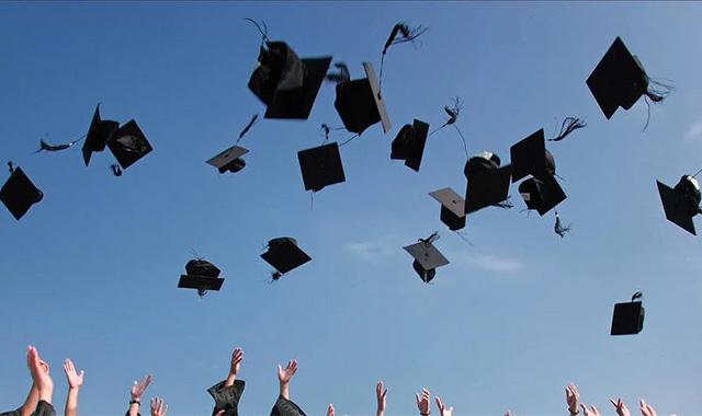 Università: dal prossimo anno accademico è possibile iscriversi a due corsi di laurea