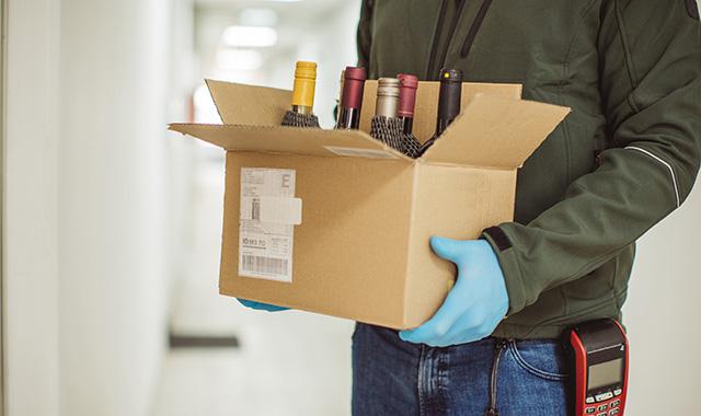 Continua il boom dell’e-commerce del vino, la crescita è a tre cifre