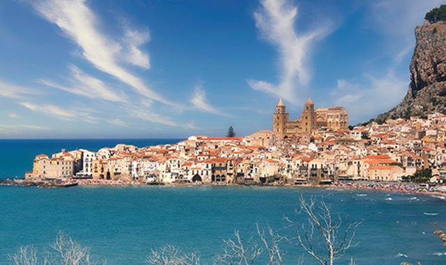 Tra gli italiani vince la vacanza in luoghi già visitati: ecco le regioni al top