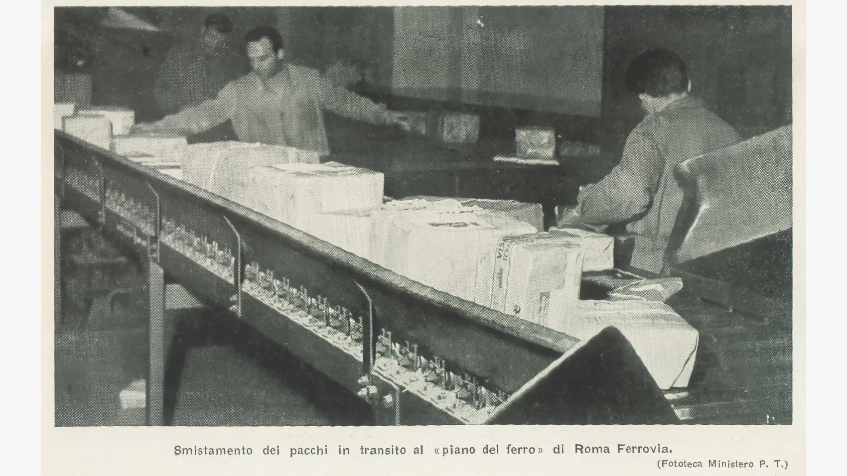 Smistamento dei pacchi in transito al "piano di ferro"