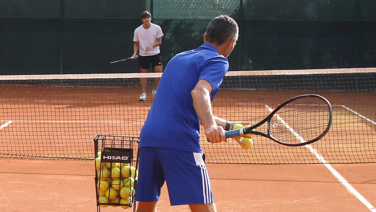 Campo da tennis Casina Poste