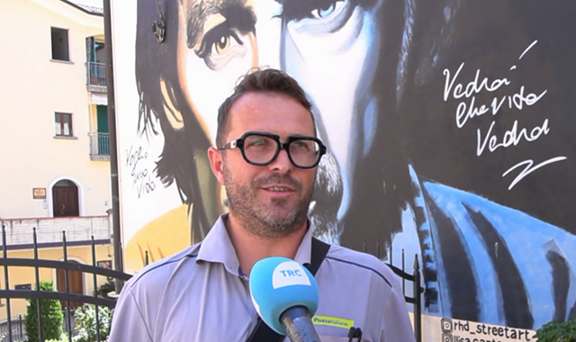 A Zocca con il portalettere di Vasco: “Per lui una quantità incredibile di lettere”