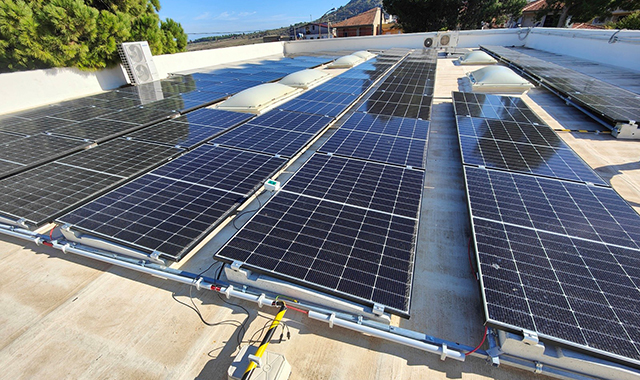 Montalto di Castro, nell’ufficio postale installato un nuovo impianto fotovoltaico 